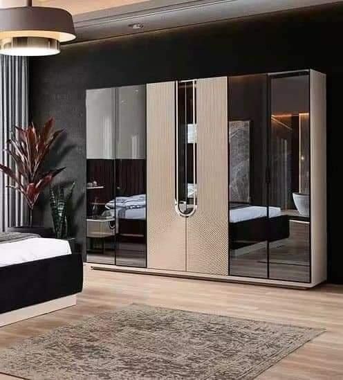 Signature Wardrobe